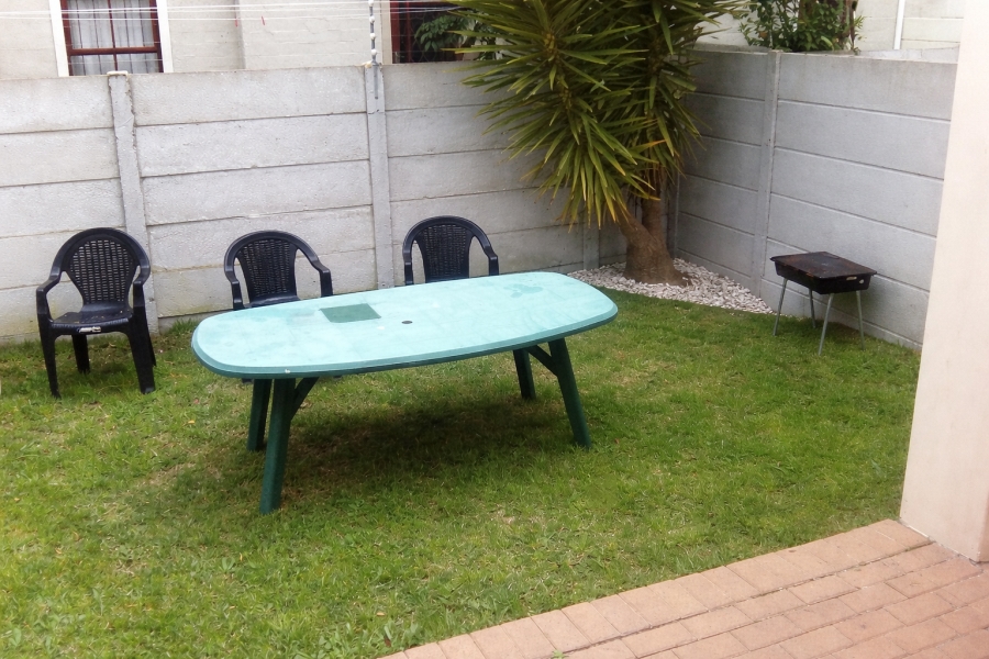 2 Bedroom Property for Sale in Parklands Western Cape